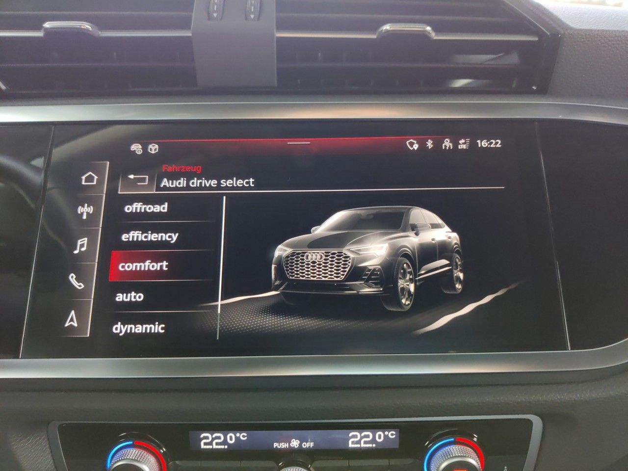 Audi Q3 - Bild 18