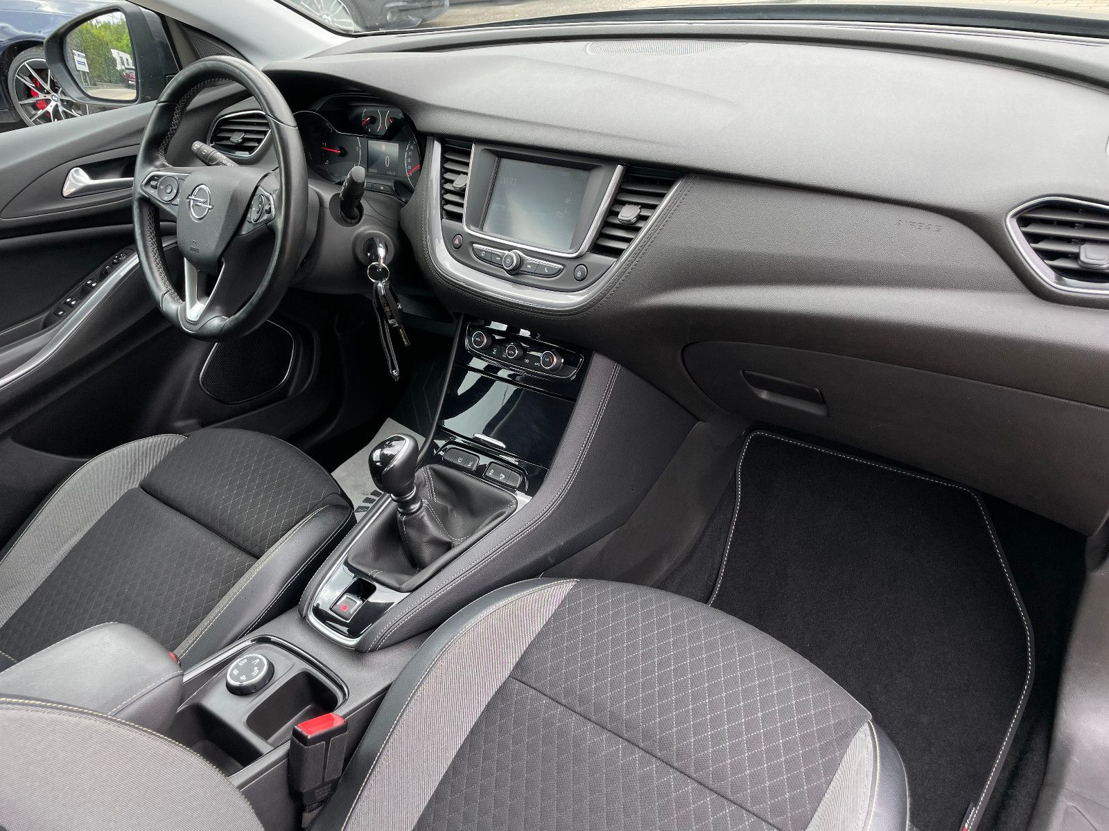 OPEL Grandland X, 2018, Diesel, 120 PS