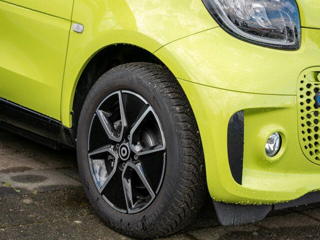 Smart EQ fortwo Exclusive Line Green LAST ONE imagem 3