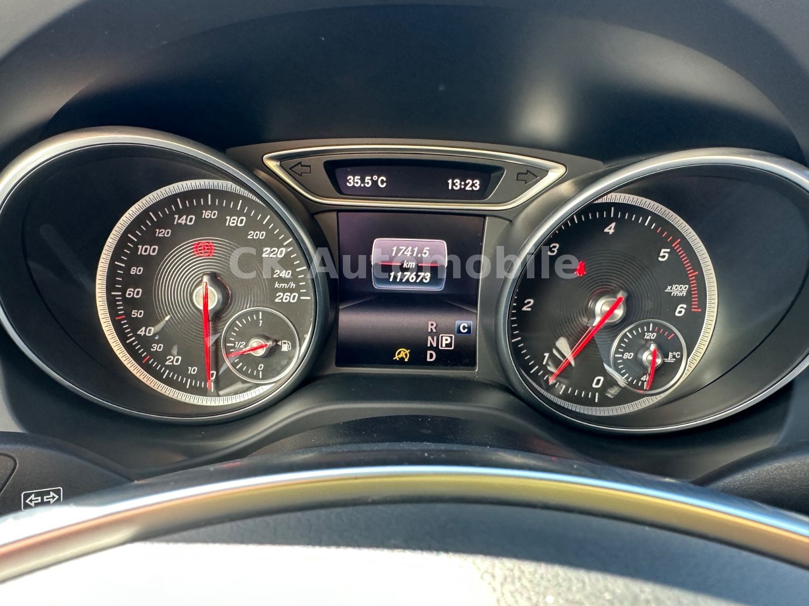 Fahrzeugabbildung Mercedes-Benz CLA220d Shooting Brake Peak Edition/Navi/LED/Kam