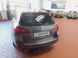 Opel Astra J Sports Tourer Innovation-SD/AHK/NAVI - Opel Astra aus 2011: Tourer