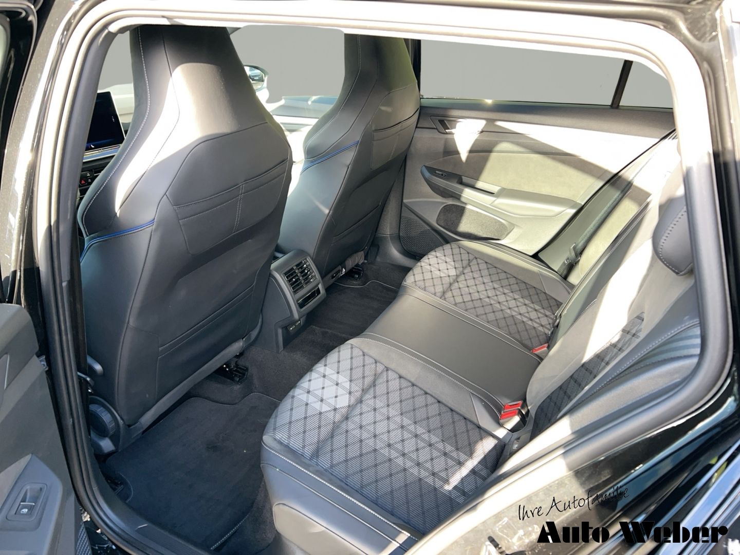 Volkswagen Golf - Bild 12