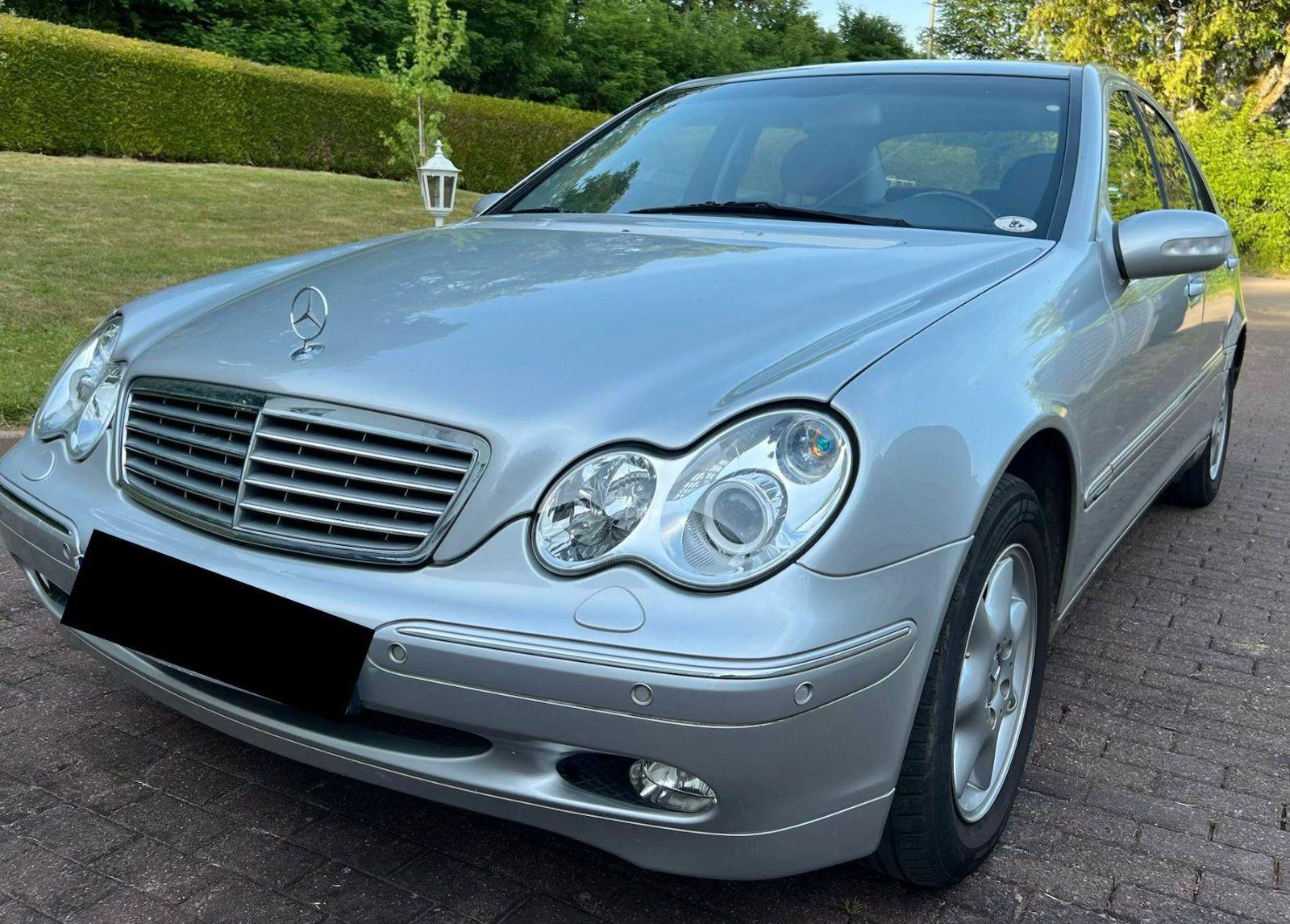 Mercedes-Benz C 200