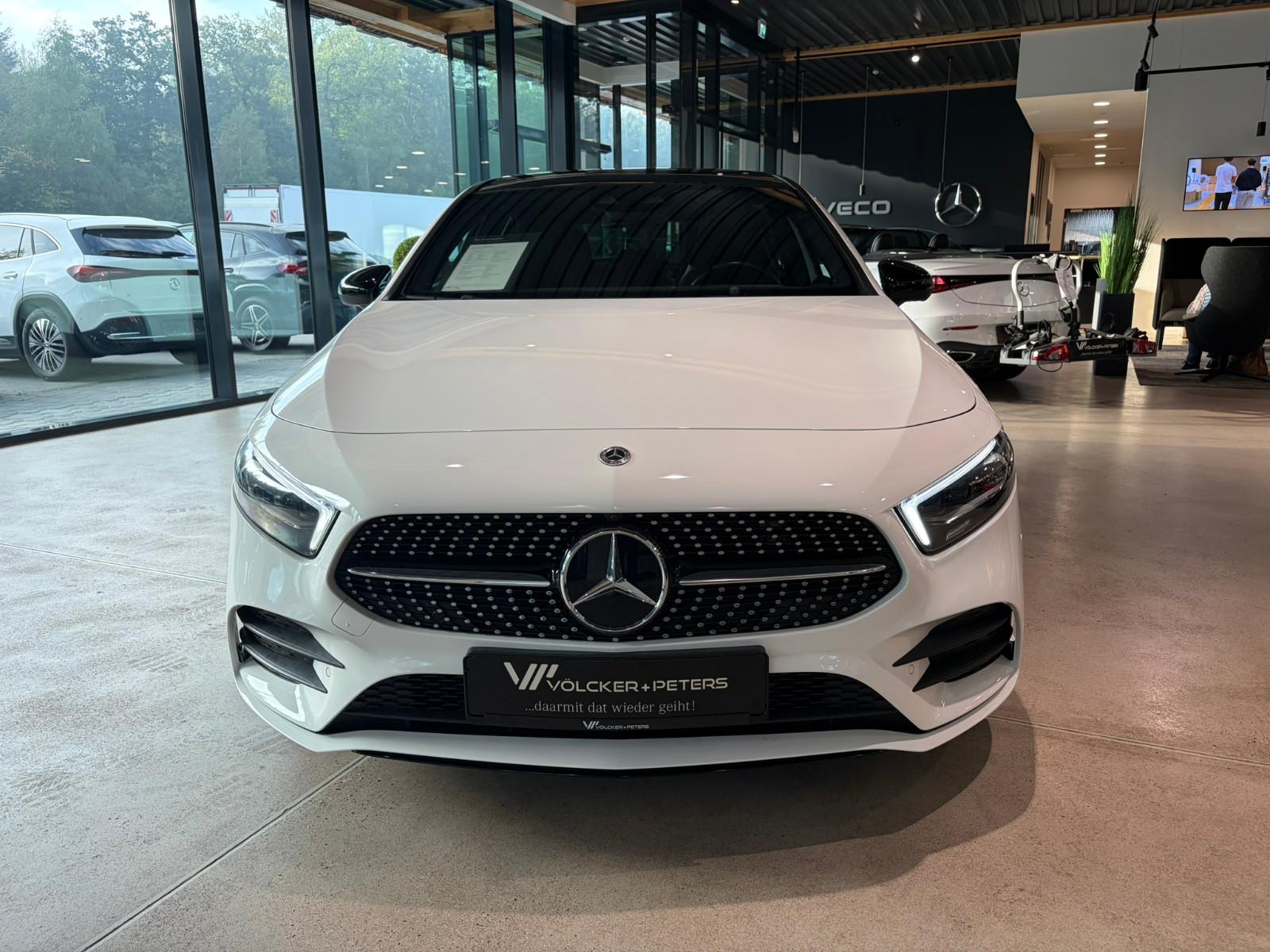 Mercedes-Benz A 220 d 4M/AMG/PANO/BURMESTER/MEO/360/AMBI/