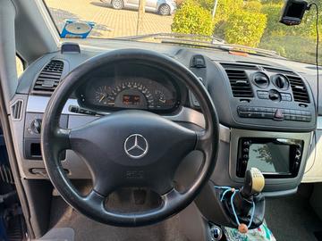 2005 Mercedes-BENZ VIANO — миниатюра 15
