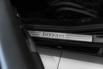 صورة مصغرة 27 لـ 2017 Ferrari 488 GTB