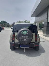 Land-Rover Defender - 7