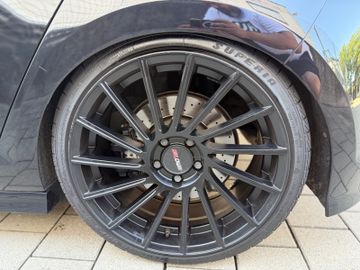Volkswagen Golf - 11