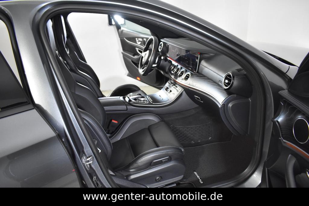 Mercedes-Benz E 43 AMG