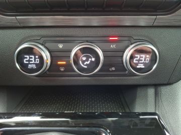 Nissan Townstar Tekna Kombi L1 °LED°Navi°SHZ°RFK°AAC°