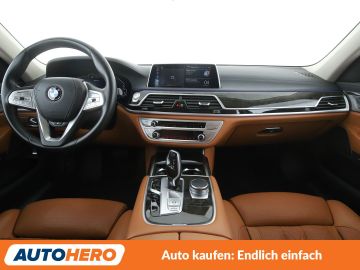 BMW 745 - 12