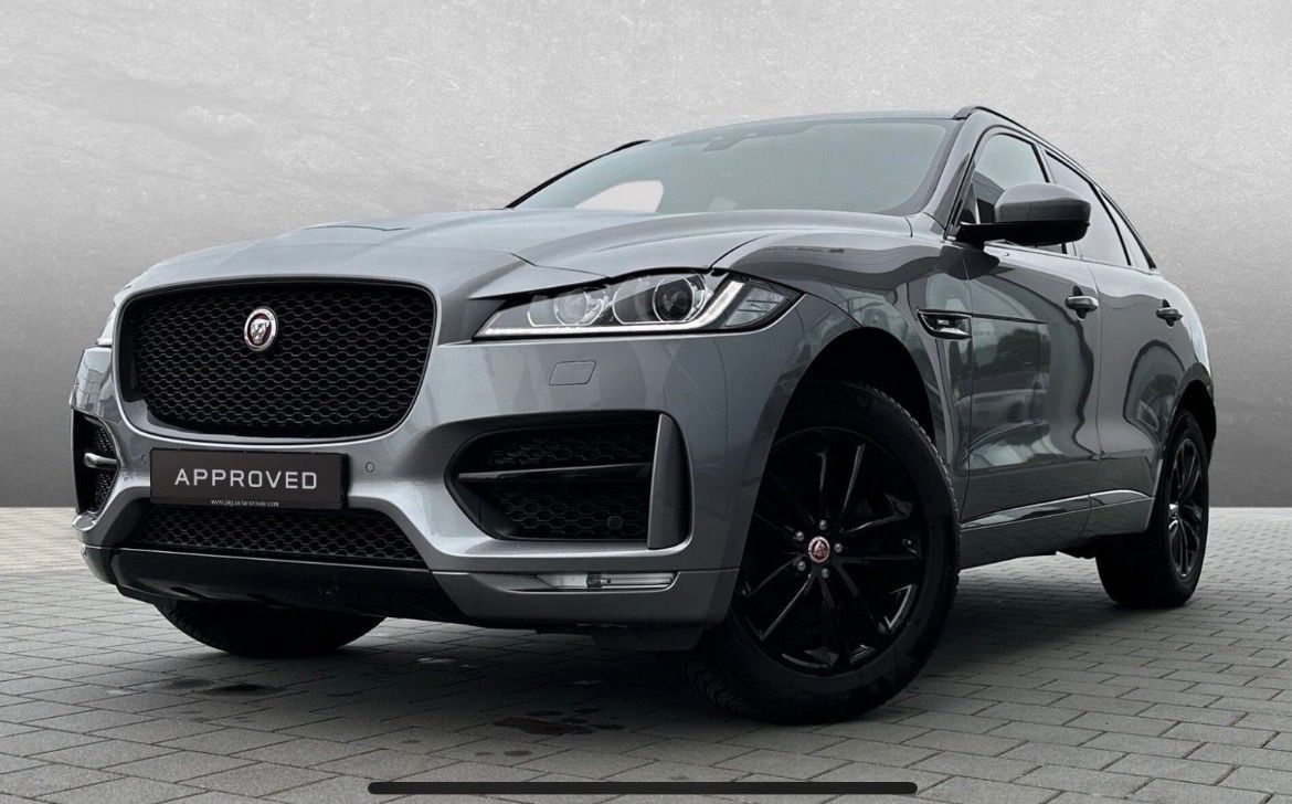 JAGUAR F-Pace