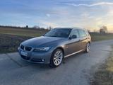 BMW 330i xDrive Touring Edition Exclusive Editio... - BMW 330 aus 2010: Xd