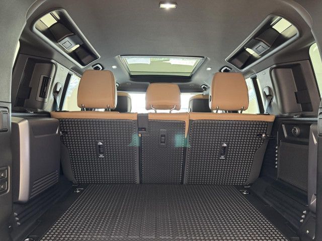 Foto Nummer 18: LAND ROVER Defender