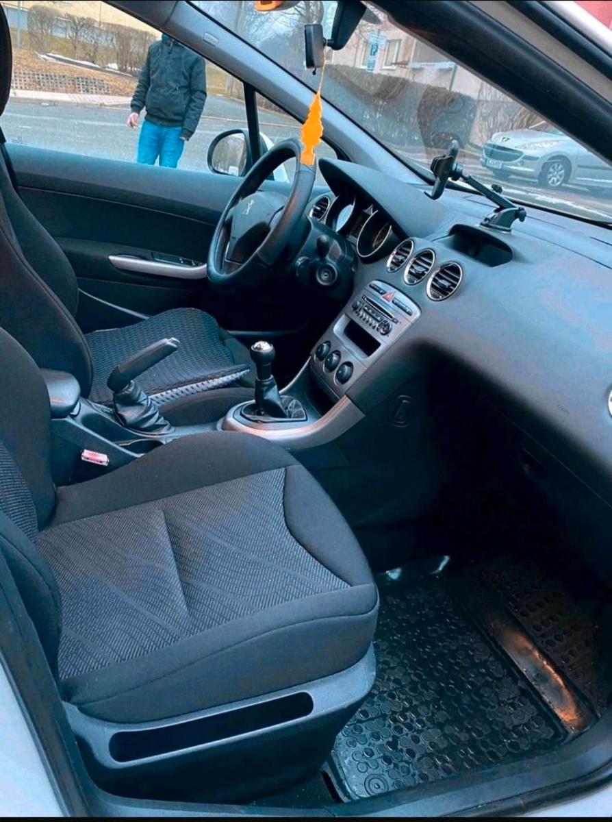 Peugeot 308 2012 — photo 5