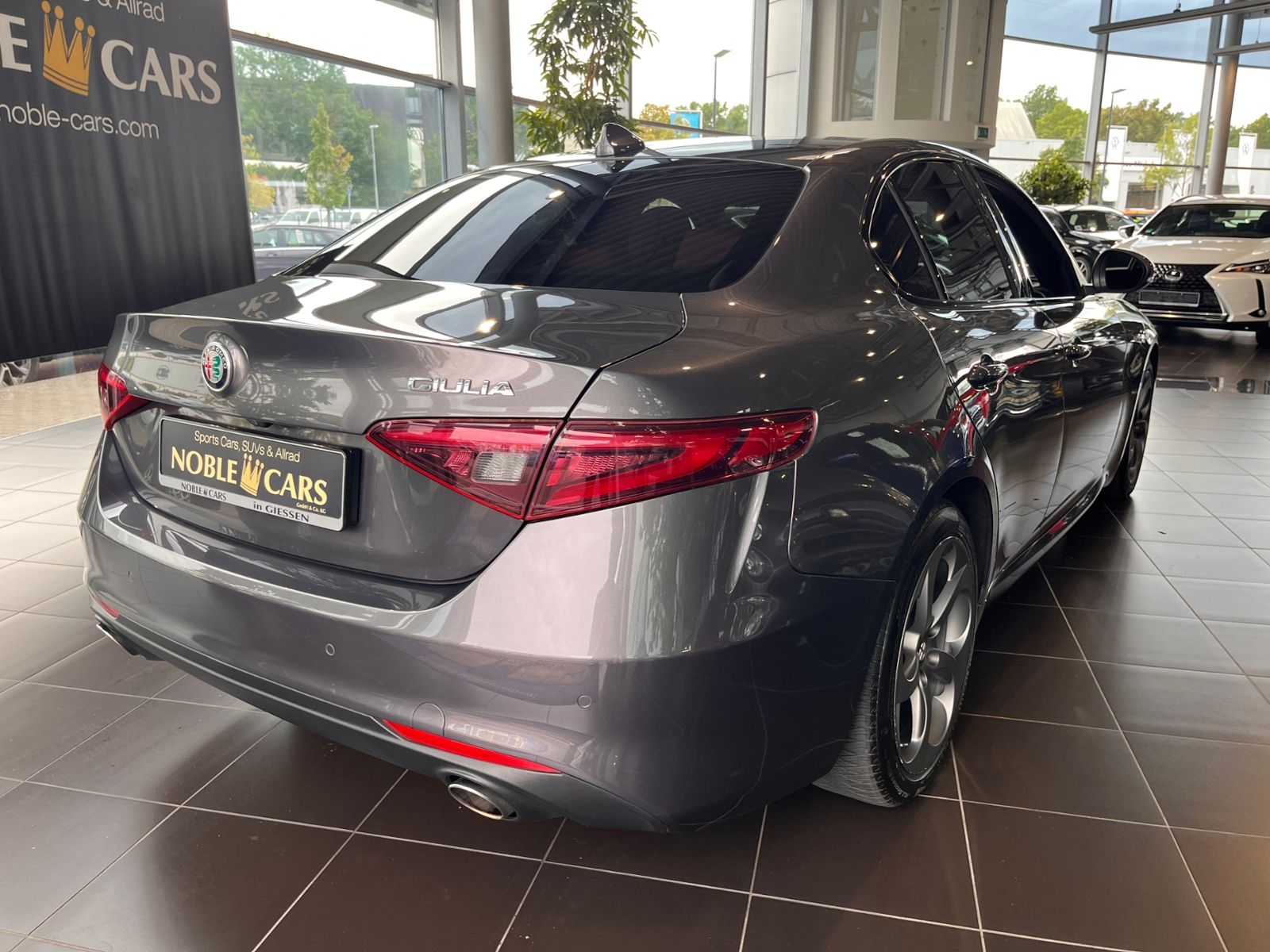 Fahrzeugabbildung Alfa Romeo Giulia Super H/K LEDER XEN NAV ACC RFK ALU