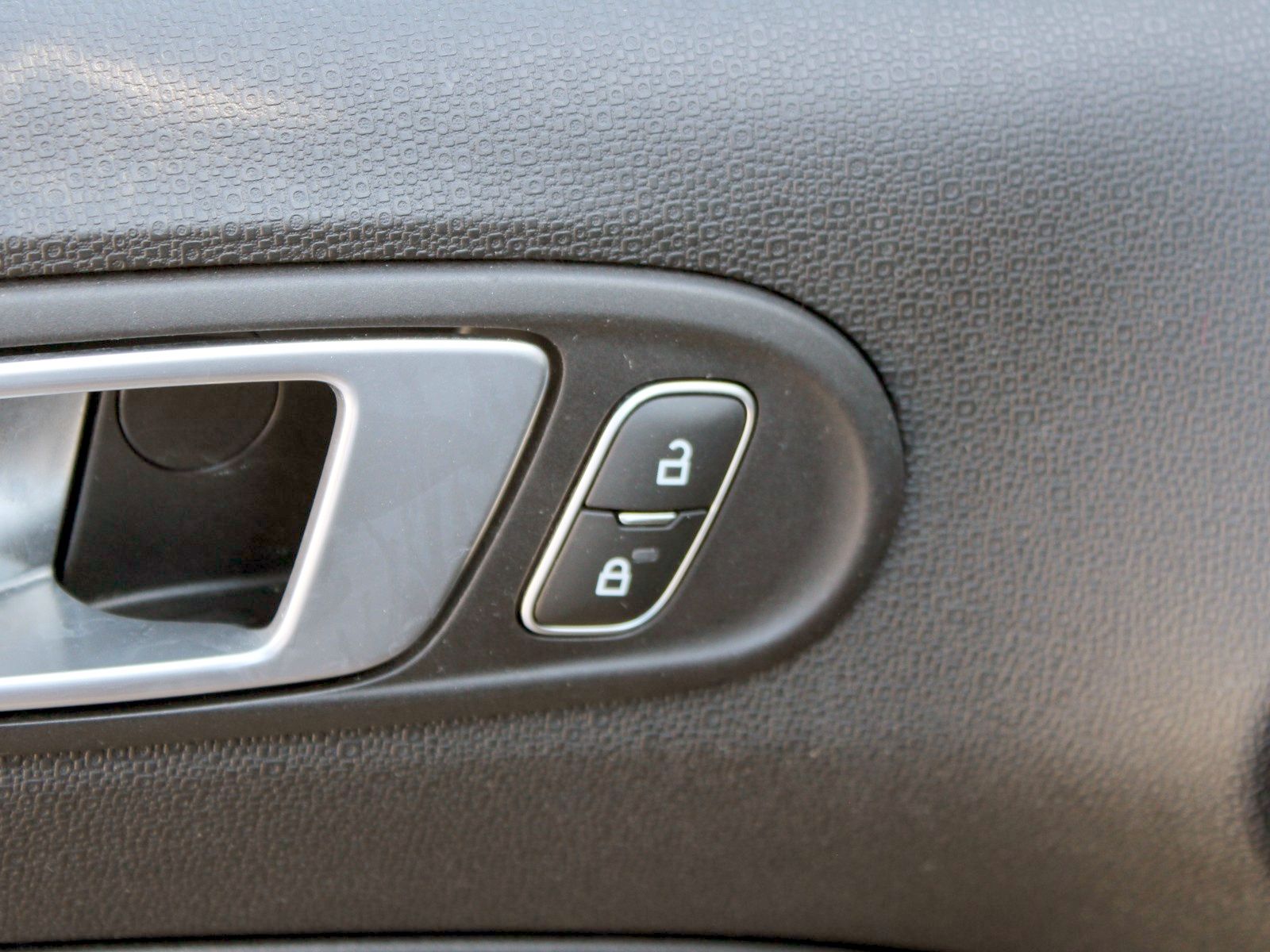 Fahrzeugabbildung Ford EcoSport Cool & Connect 1,0 EcoBoost Start/Stopp