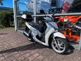 Honda SH 300 I Mit Topcase - HONDA SH 300I