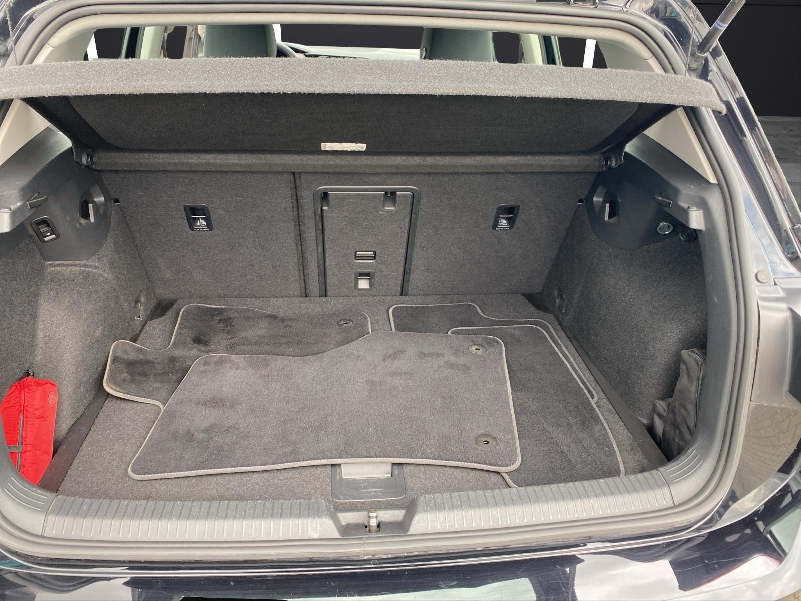 Volkswagen Golf VIII Lim. Style, миниатюра 14