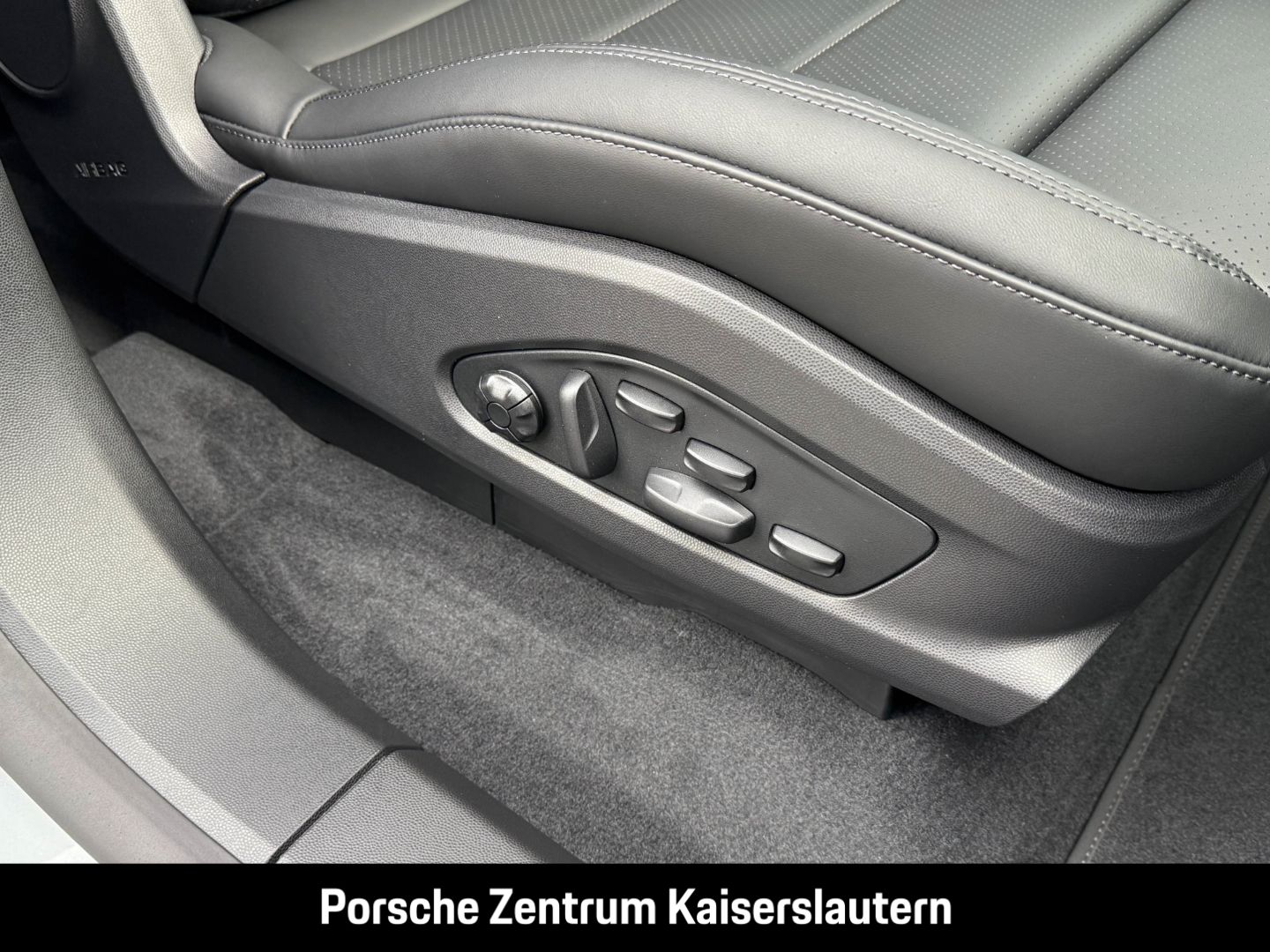 Porsche Macan - Bild 26