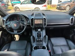 Fahrzeugabbildung Porsche Cayenne 3.6 Schalter, Xenon,Nav,Bose,AHK ,1-Hand