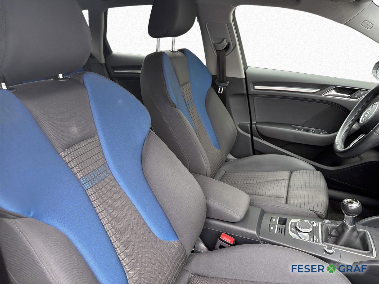 Audi A3 Sportback Sport 1.6 TDI 6 Gang - NAVI - SZH - foto 9