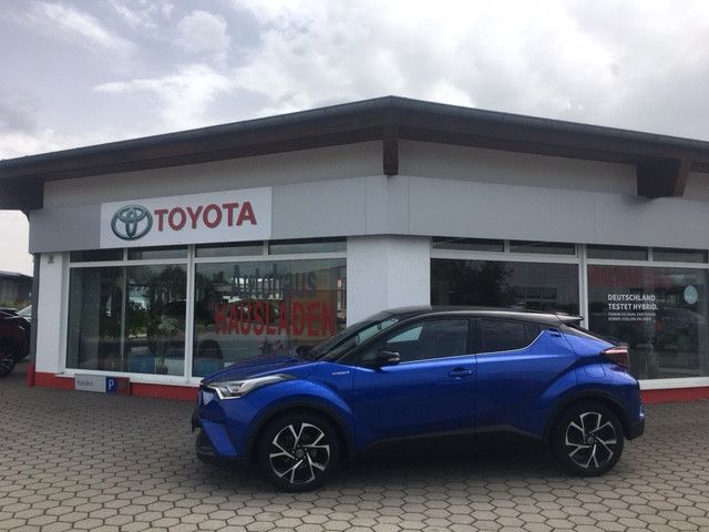 Toyota C-HR Hybrid Style Selection