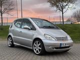 Mercedes-Benz A 210 Evolution Scheckheft AMG-Optik - Mercedes-Benz A 210: Evolution