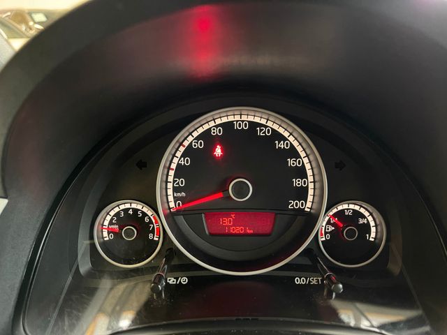 Volkswagen up! club up! *1. Hand*Klima*Navi*Isofix*SHZ*TÜV*