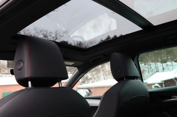 Fahrzeugverkauf 24 Seat Leon Sportstourer FR 1.5 DSG AHK LED Pano Navi