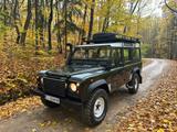Land Rover Defender 110 Td5 Station Wagon S S - gebrauchte Land Rover Defender aus dem Jahr 2002
