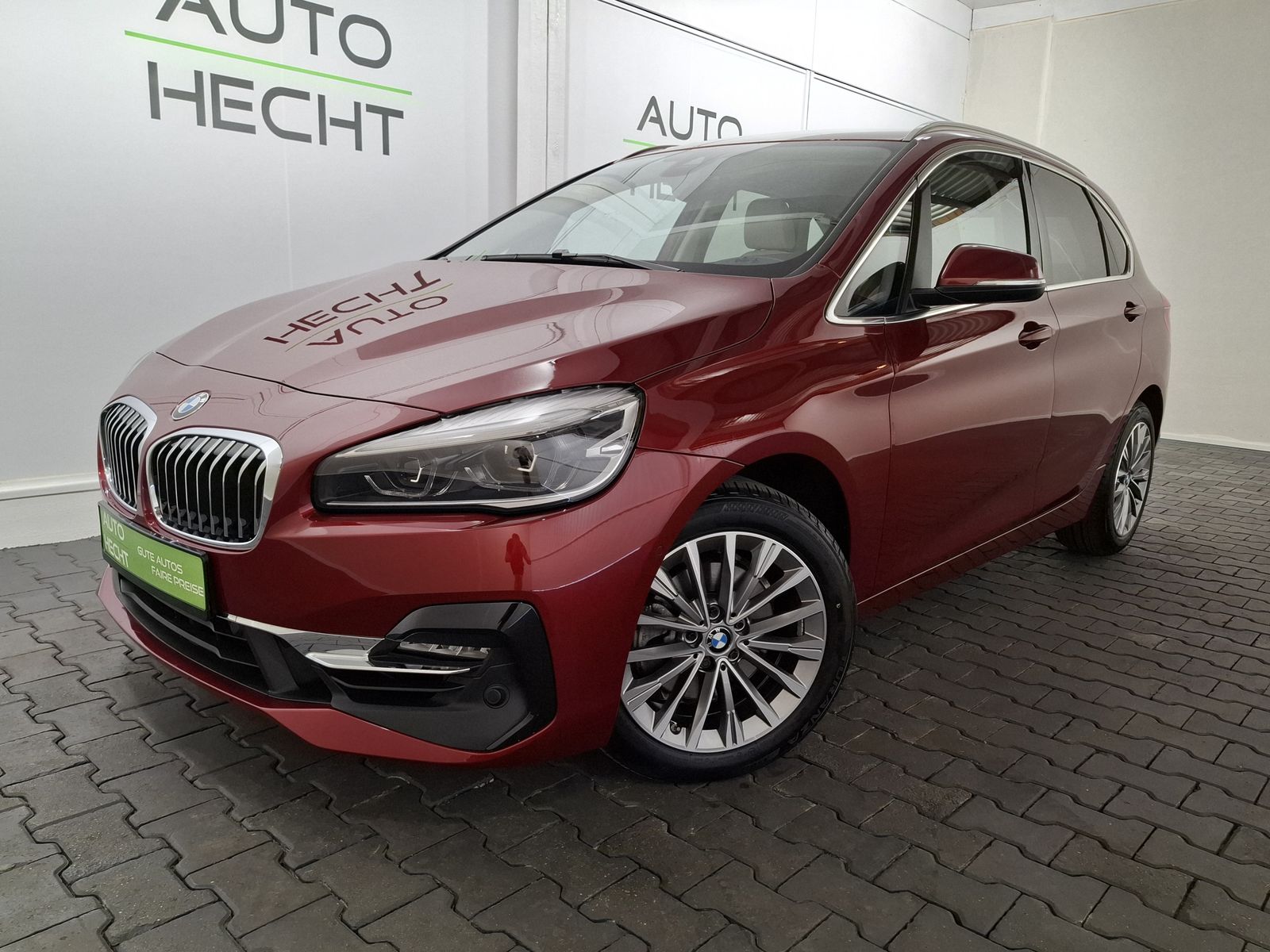 BMW 220 Active Tourer i Luxury Line Navi SHZ, Kamera