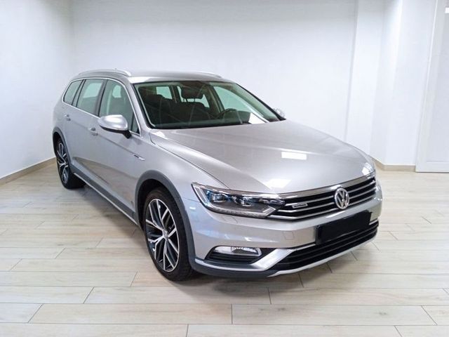 Volkswagen Passat 8ª serie Business Alltrack 2.0