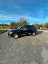 Volkswagen Tiguan 1.4 TSI DSG BlueMotion Technology LIF... - VW Tiguan Gebrauchtwagen in Stuttgart
