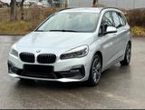 BMW 220d Tourer xDrive Virtuell Edition 1.Hand Top  - BMW 220 Gran Coupé von privat