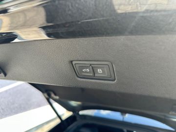 Fahrzeugabbildung Audi A7 Sportback 50 TFSI e Quattro 2x S Line 20"