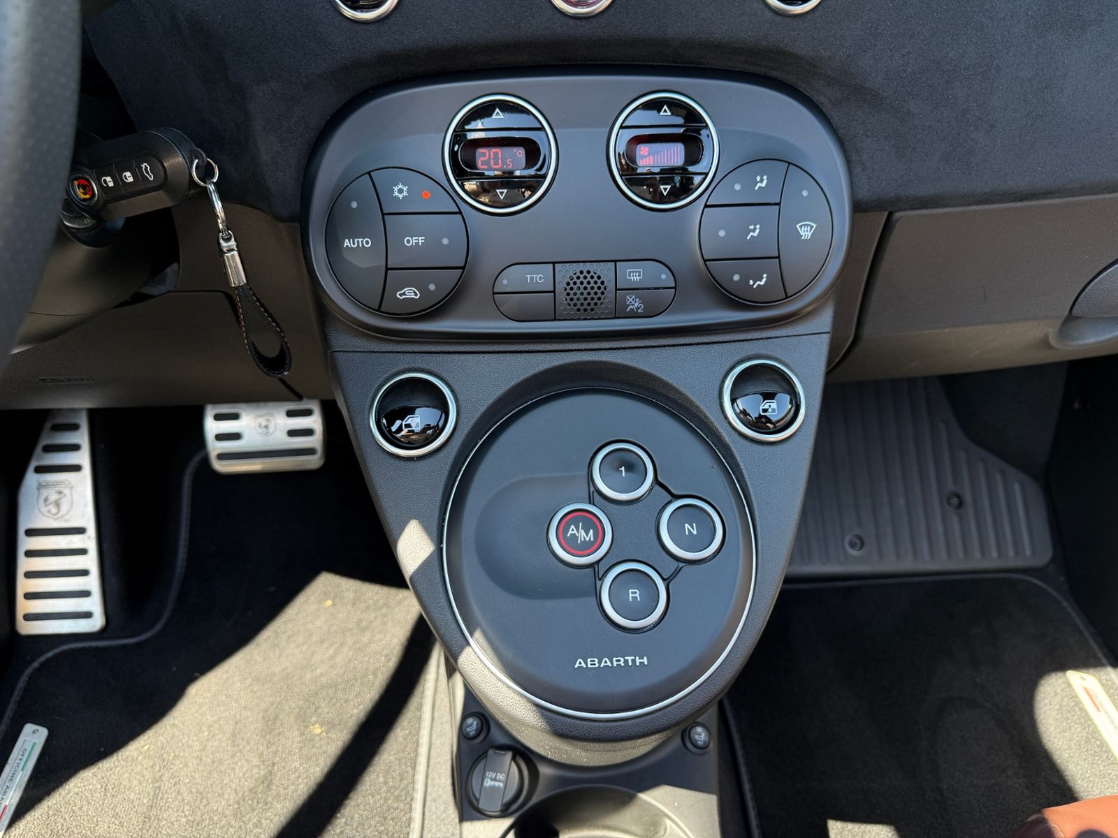 Fahrzeugabbildung Abarth 595C Competizione SHZ XENON NAVI