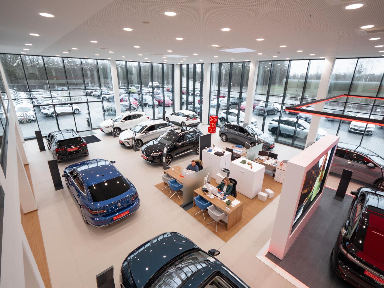showroom-image-top
