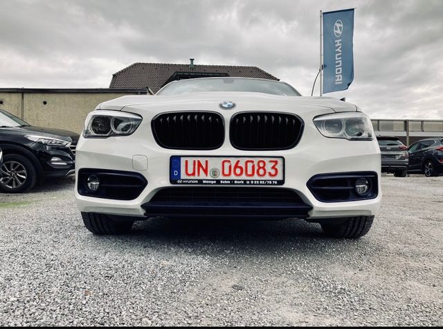 BMW 120i Sport Line Sport Line