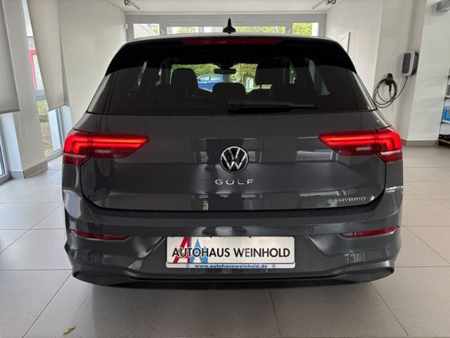 Golf Life 1.5 eHybrid LED+ APP STH AHK KAM ERGO