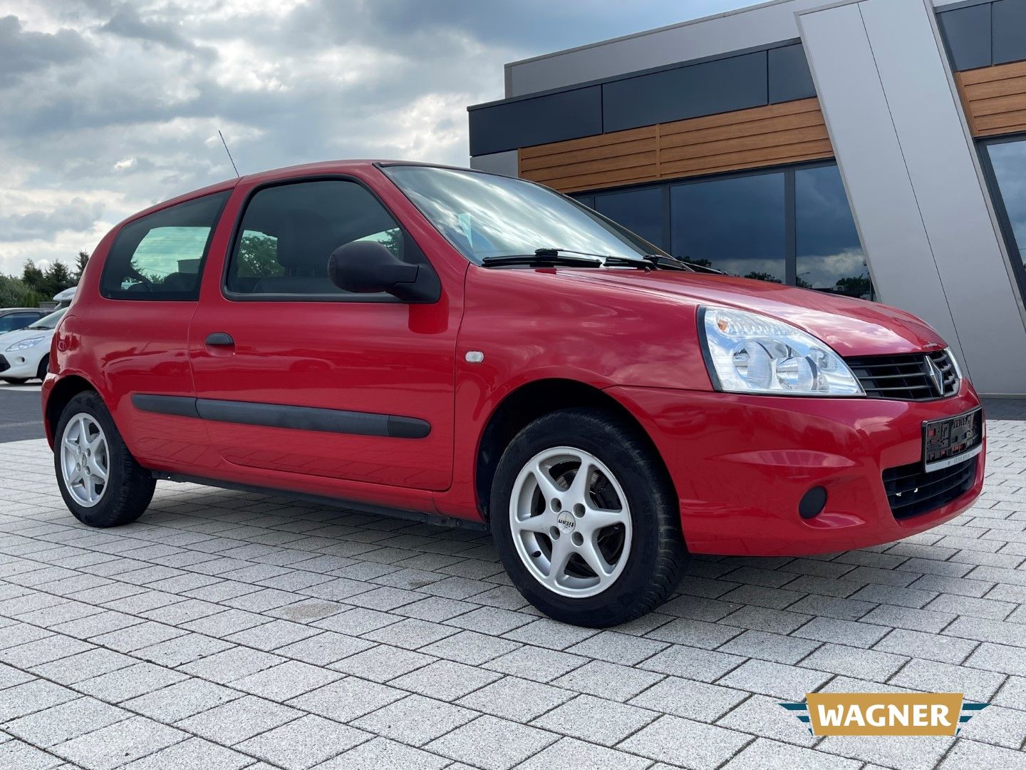 Fahrzeugabbildung Renault Clio II Campus Je t aime 1.2 HU/AU NEU