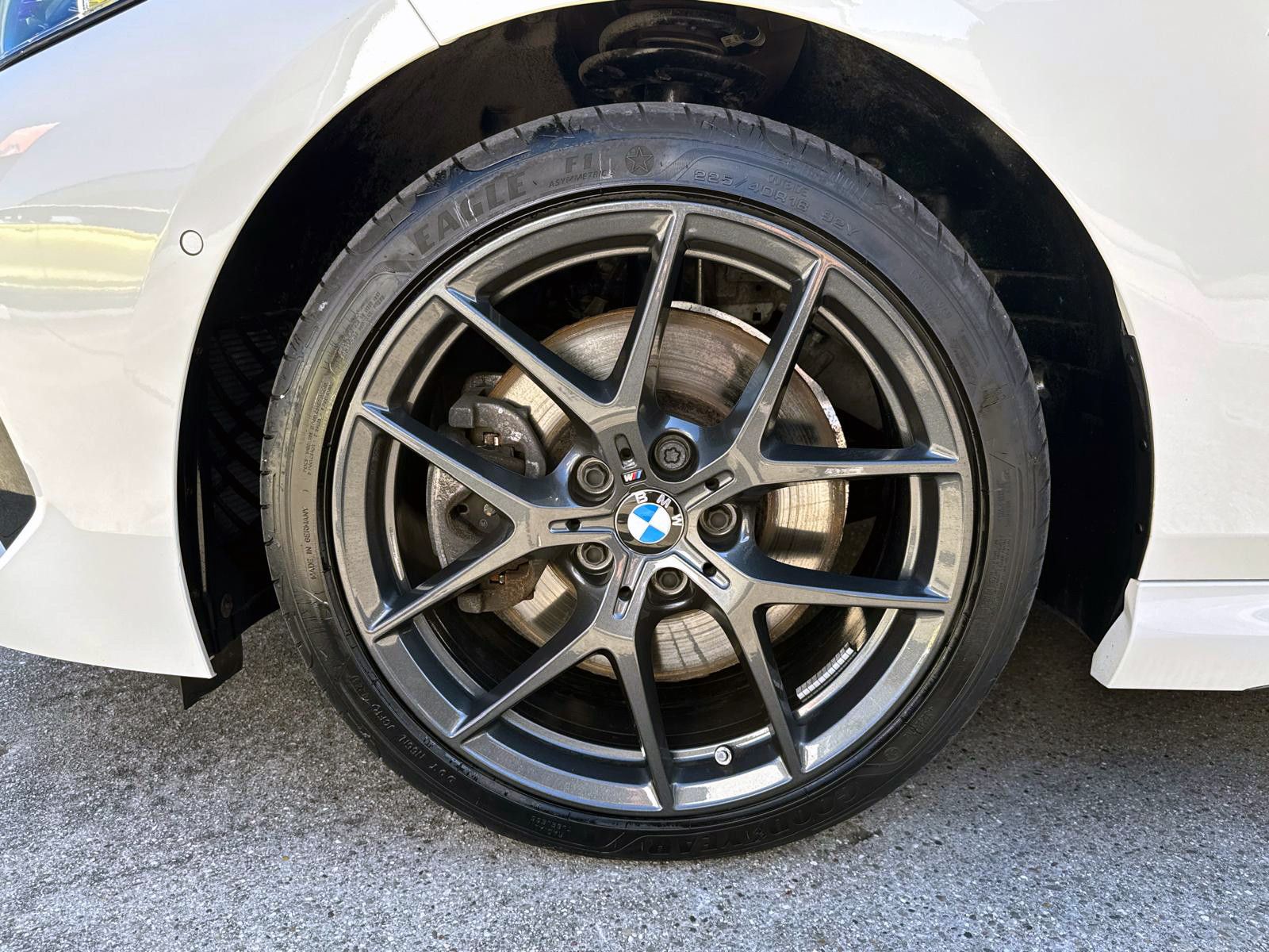 Fahrzeugabbildung BMW 220i Gran Coupé Steptr. M-Sport LED H&K KAM SHZ