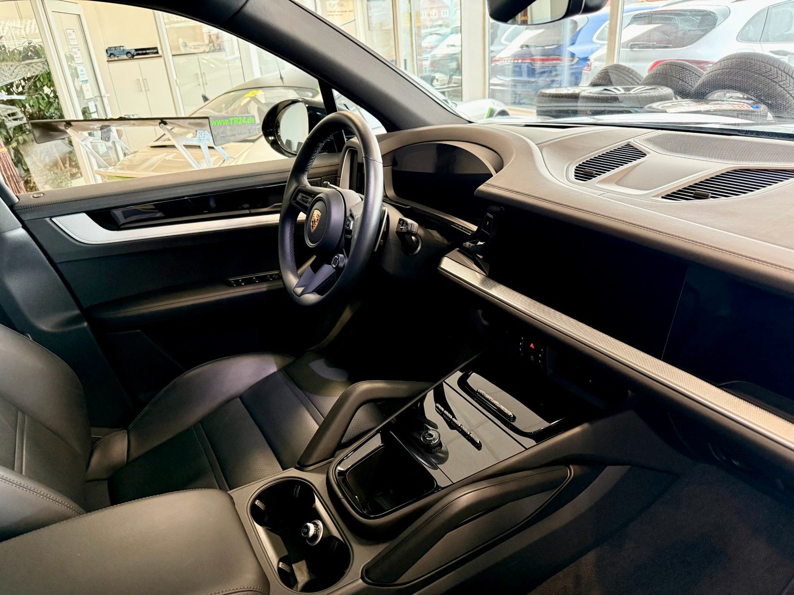 Porsche Cayenne SportDesign/Luftfederung/ACC/HUD/22Zoll foto 12