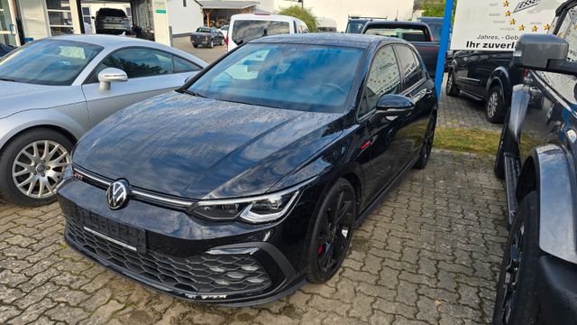 Volkswagen Golf VIII GTI Exterieur Black Style Matrix LED