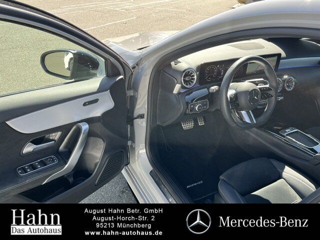 Fahrzeugabbildung Mercedes-Benz A 200 AMG/NIGHT/LED/KAM./DISTRO./AMBI/19ZOLL