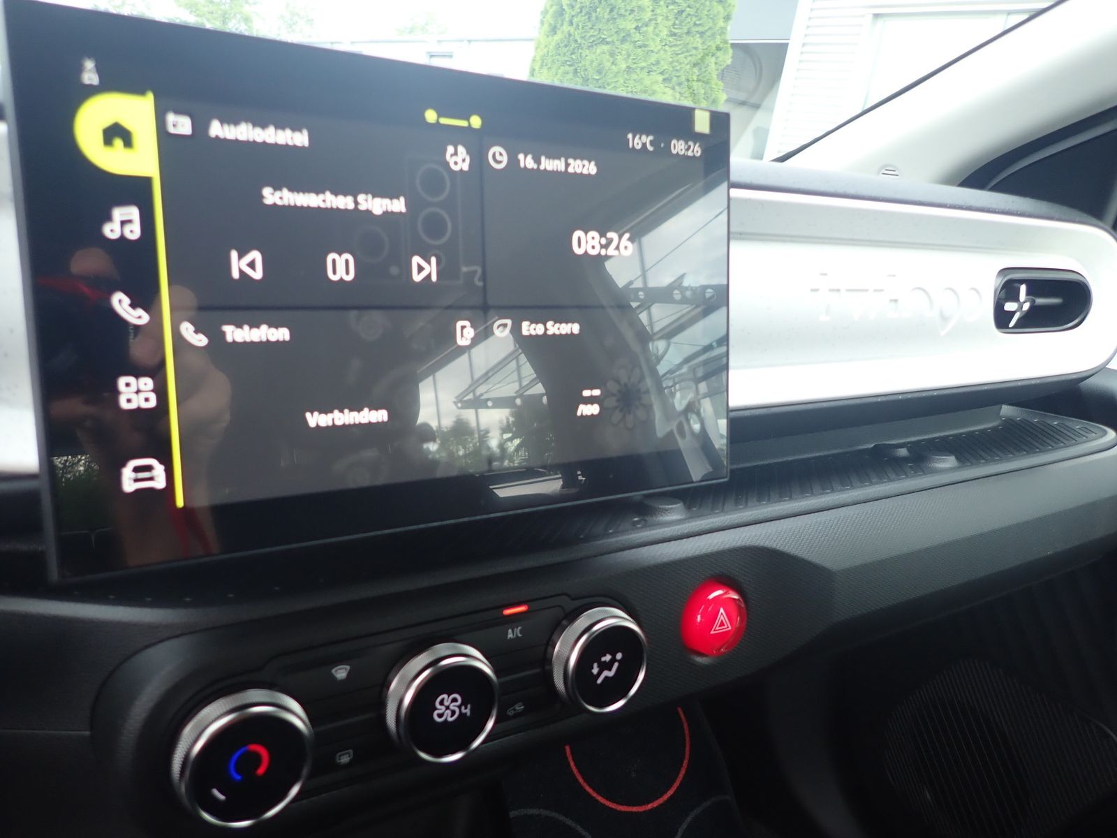 Fahrzeugabbildung Renault Twingo E-TECH elektr. Evolution 80hp Urban Range