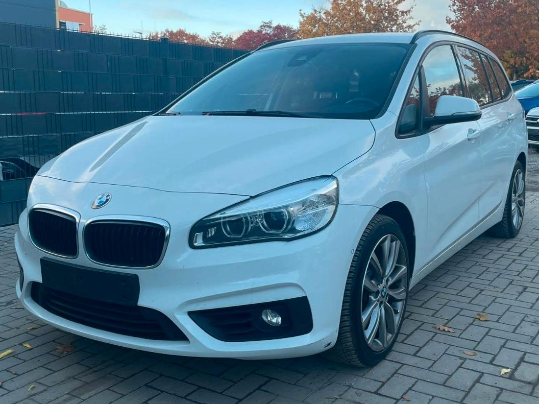 BMW 218 2 Gran Tourer Advantage*RCAM*NAVI*EHK*2KLIMA