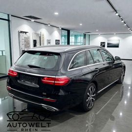 Mercedes E 300 - 2