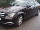 Mercedes-Benz 220 CDI C204   - Mercedes-Benz 220: Automatik