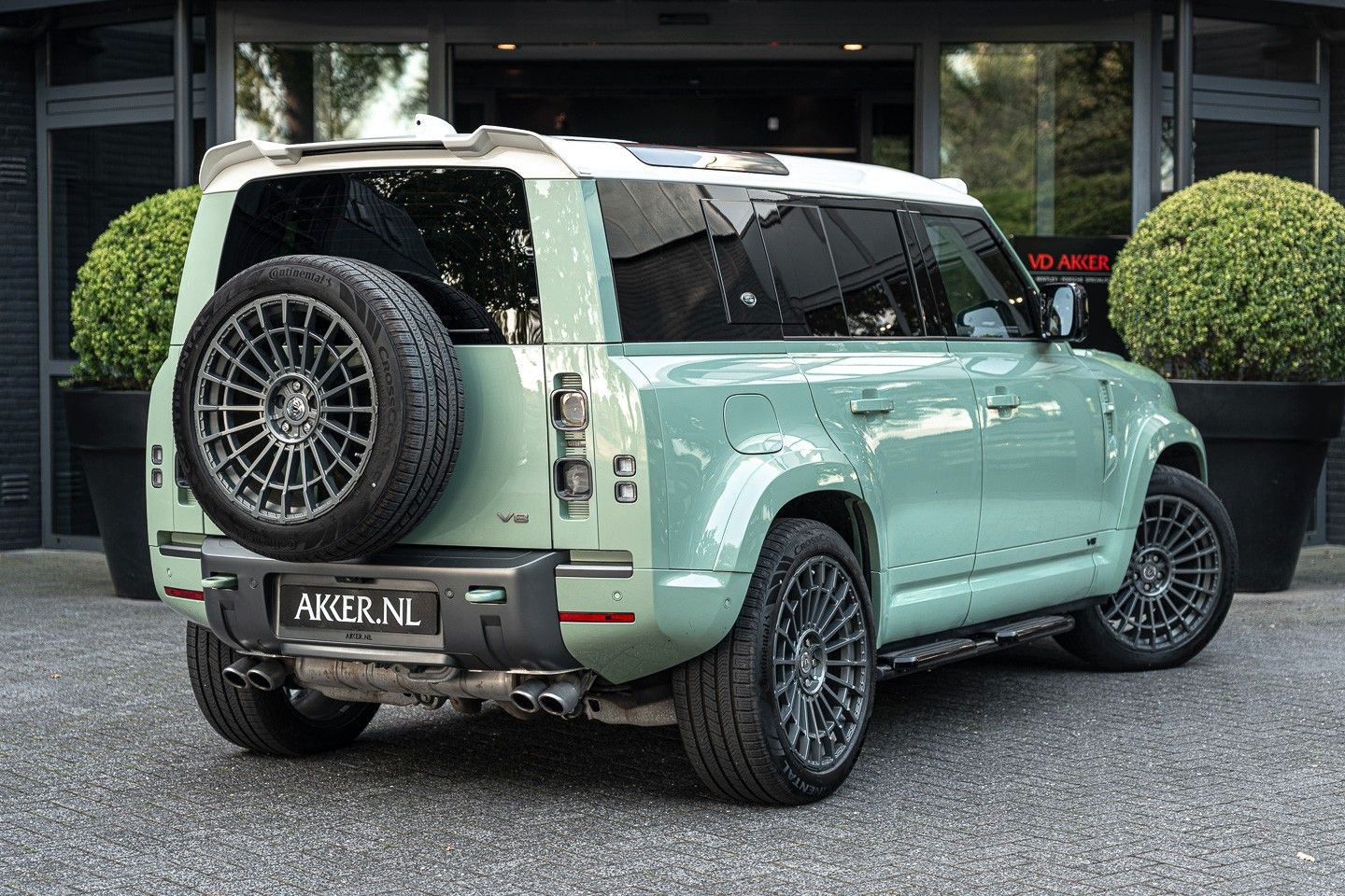 Land Rover Defender 110 V8 URBAN | Head-up | Grasmere Green imagem 2